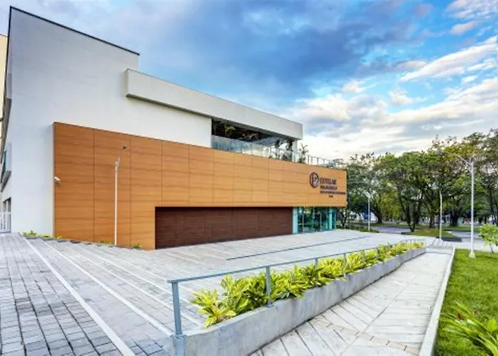 Estelar & Centro De Convenciones